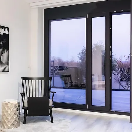 Im Luxurioesen Anwesen Mit Panoramablick Apartman