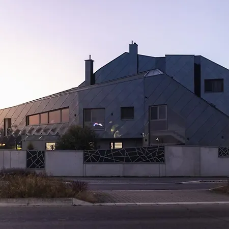 Apartman Im Luxurioesen Anwesen Mit Panoramablick Stutensee