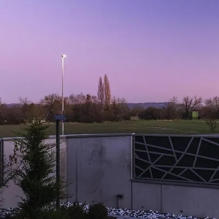 Apartman Im Luxurioesen Anwesen Mit Panoramablick *