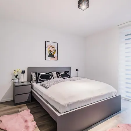 Apartman Im Luxurioesen Anwesen Mit Panoramablick *